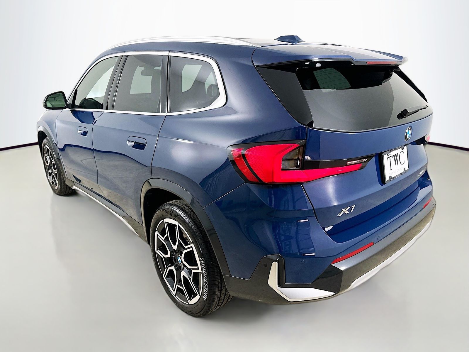 2026 BMW X1 28i - Photo 7