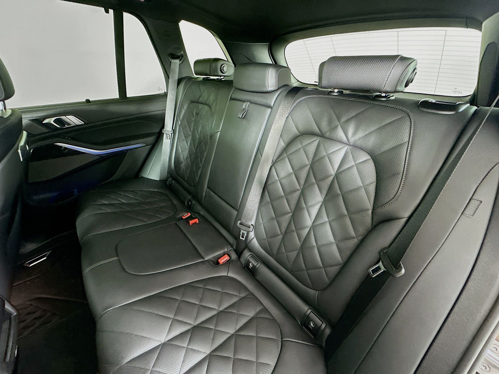 2026 BMW X5 40i - Photo 37
