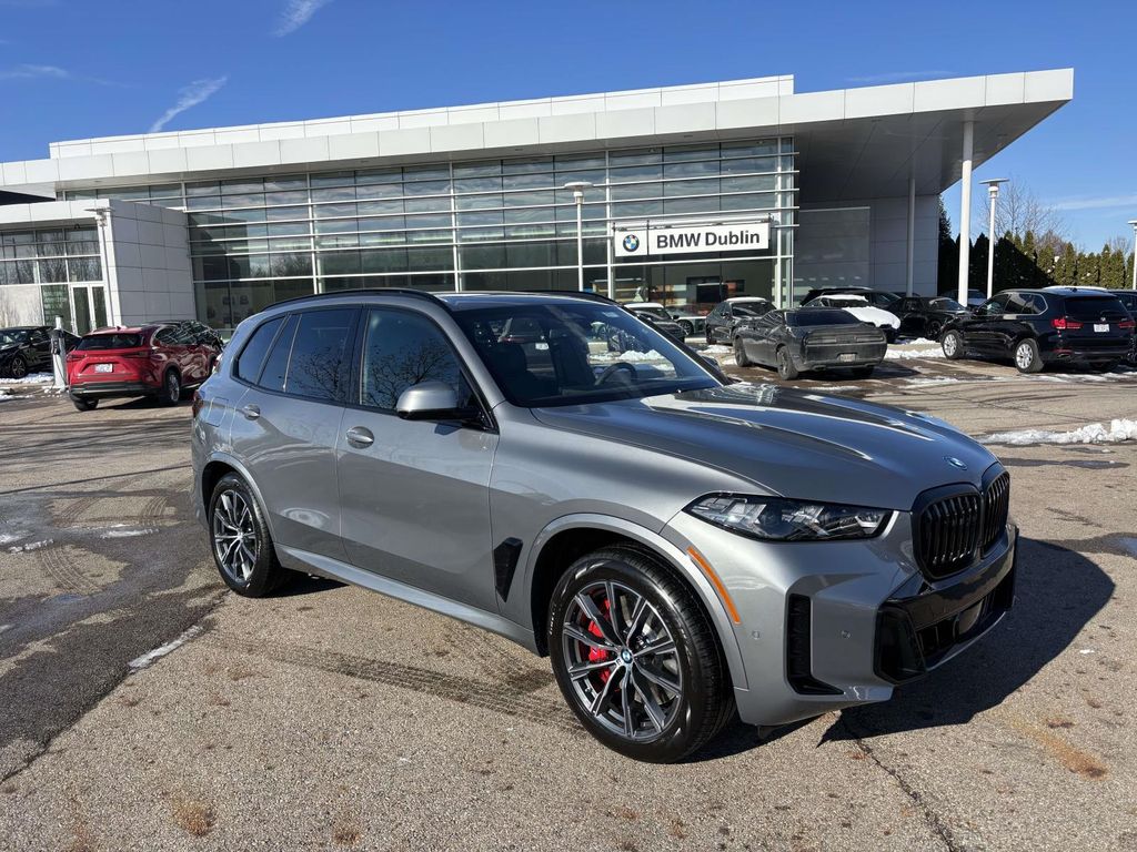 2026 BMW X5 xDrive50e's photo