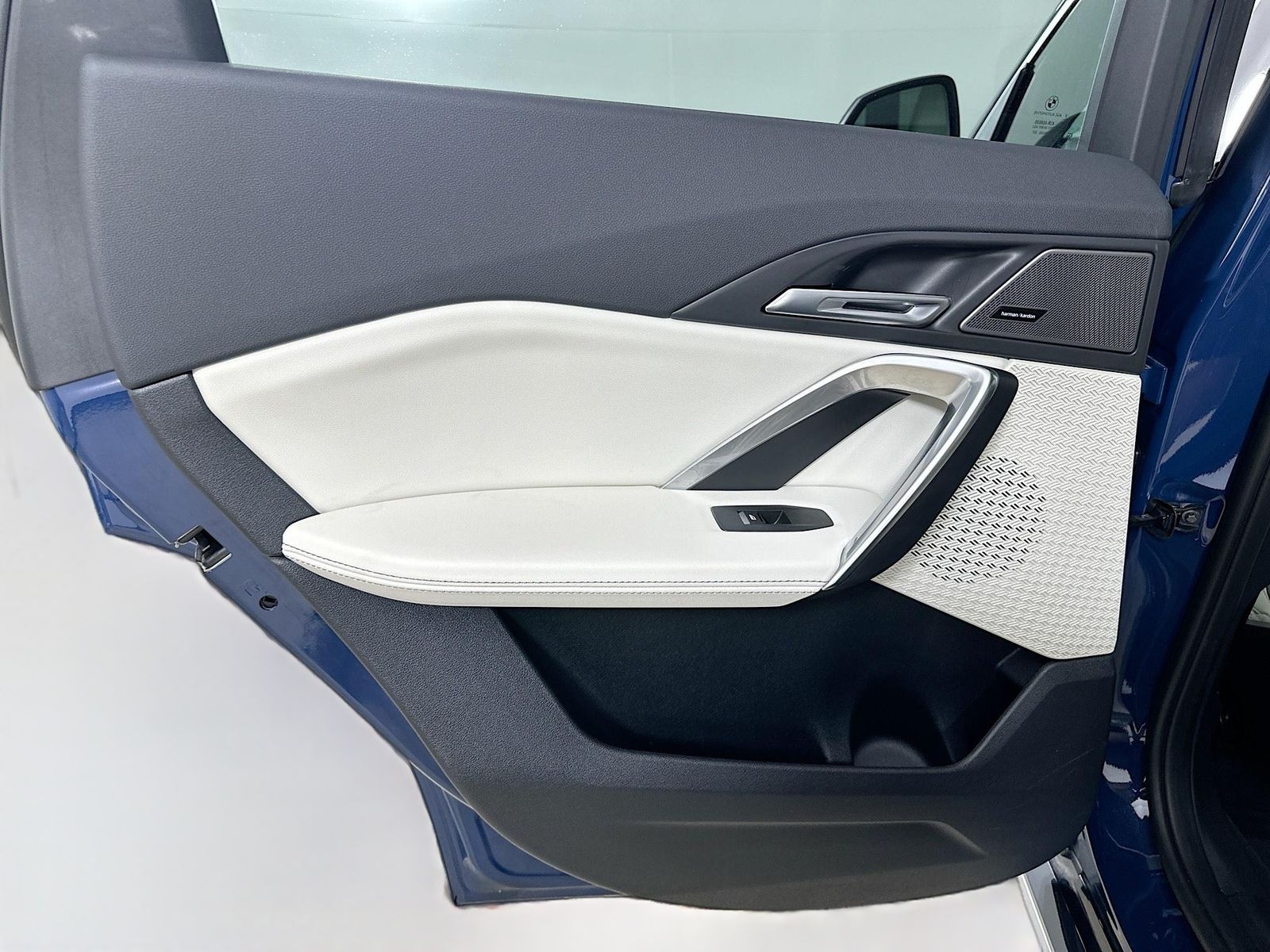 2026 BMW X1 28i - Photo 34