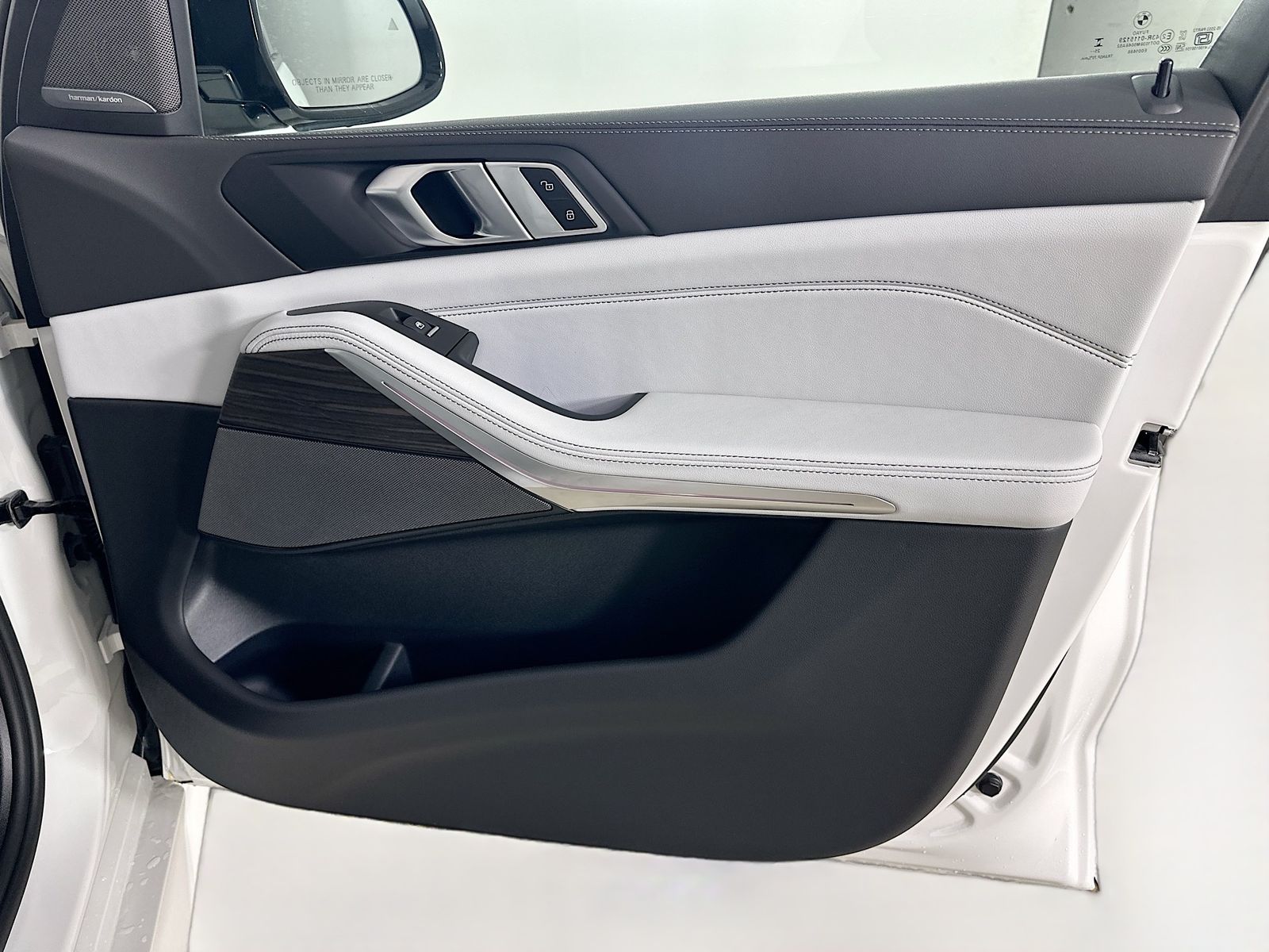 2026 BMW X5 50e - Photo 43