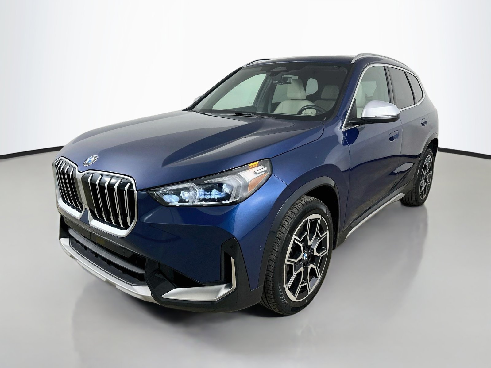2023 BMW X1