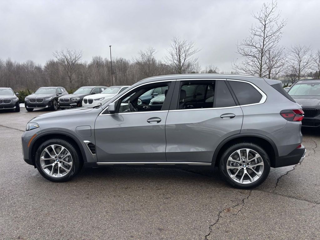 New 2026 BMW X5 xDrive50e SUV