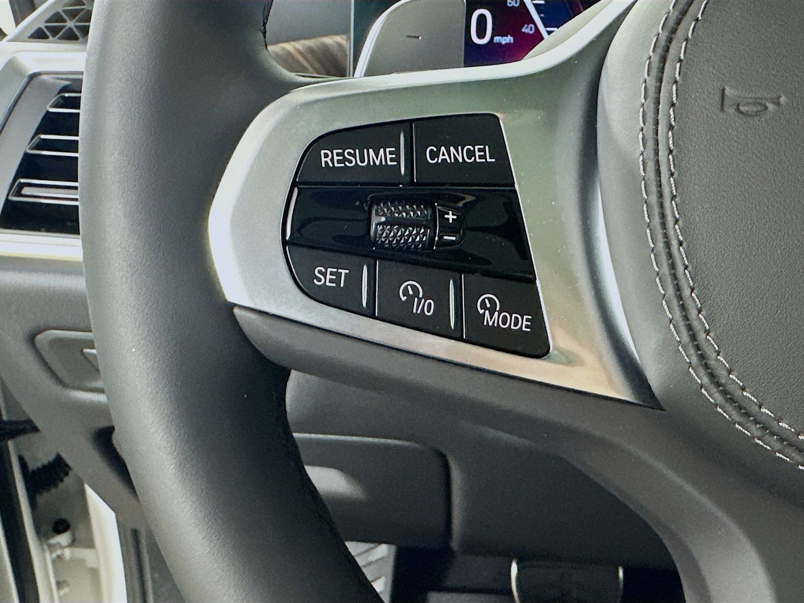 2026 BMW X5 50e - Photo 18
