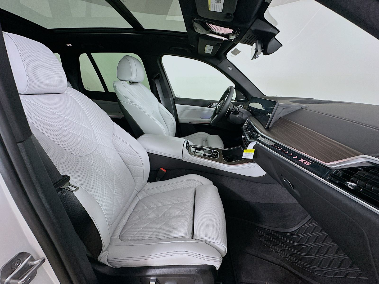 2026 BMW X5 50e - Photo 44