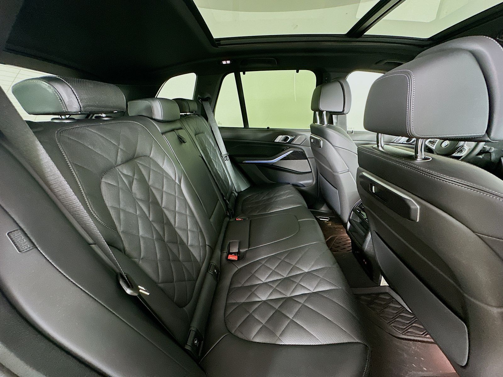 2026 BMW X5 40i - Photo 44