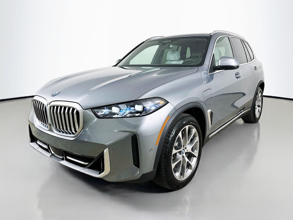 New 2026 BMW X5 xDrive50e SUV