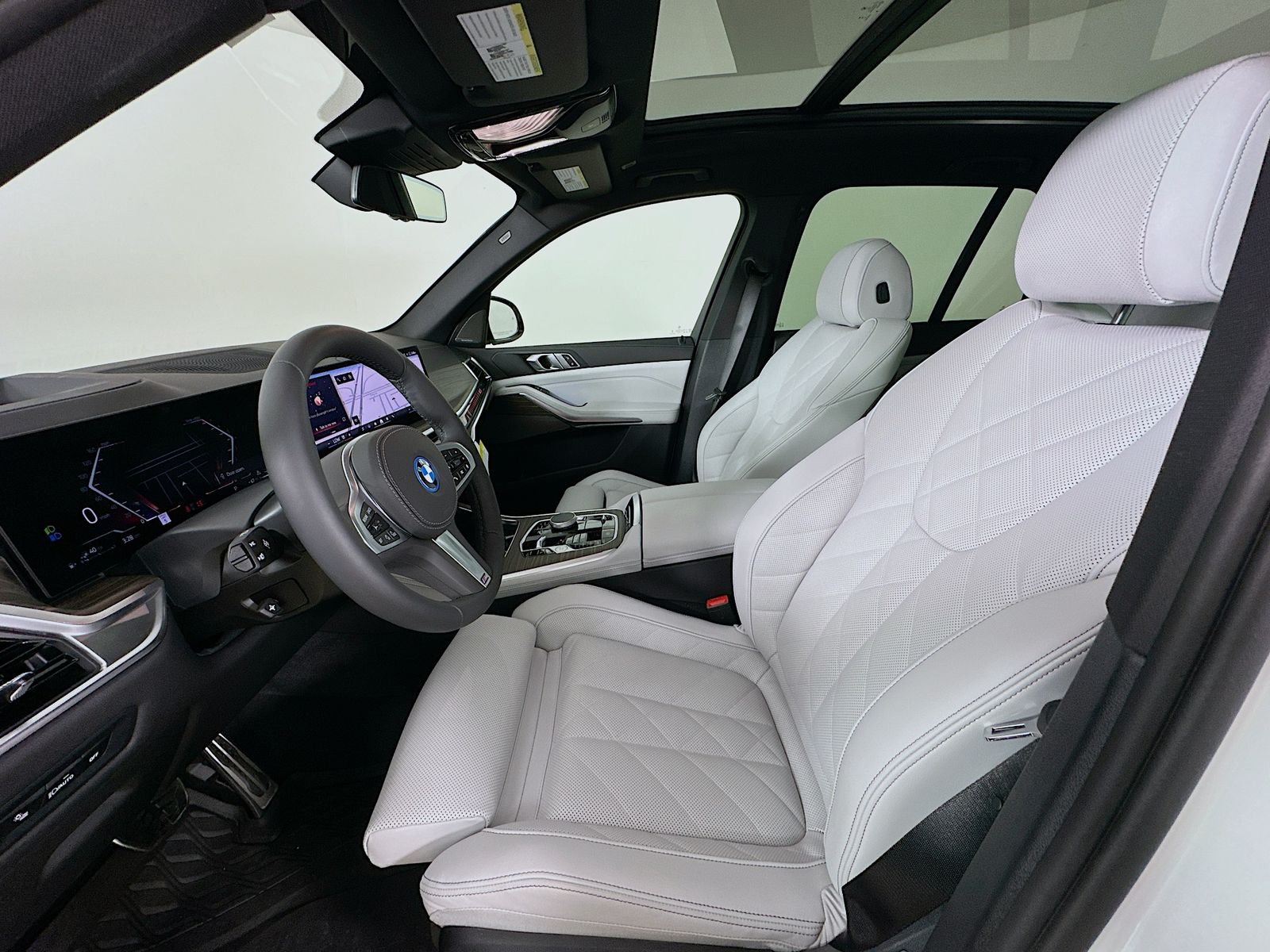 2026 BMW X5 50e - Photo 33