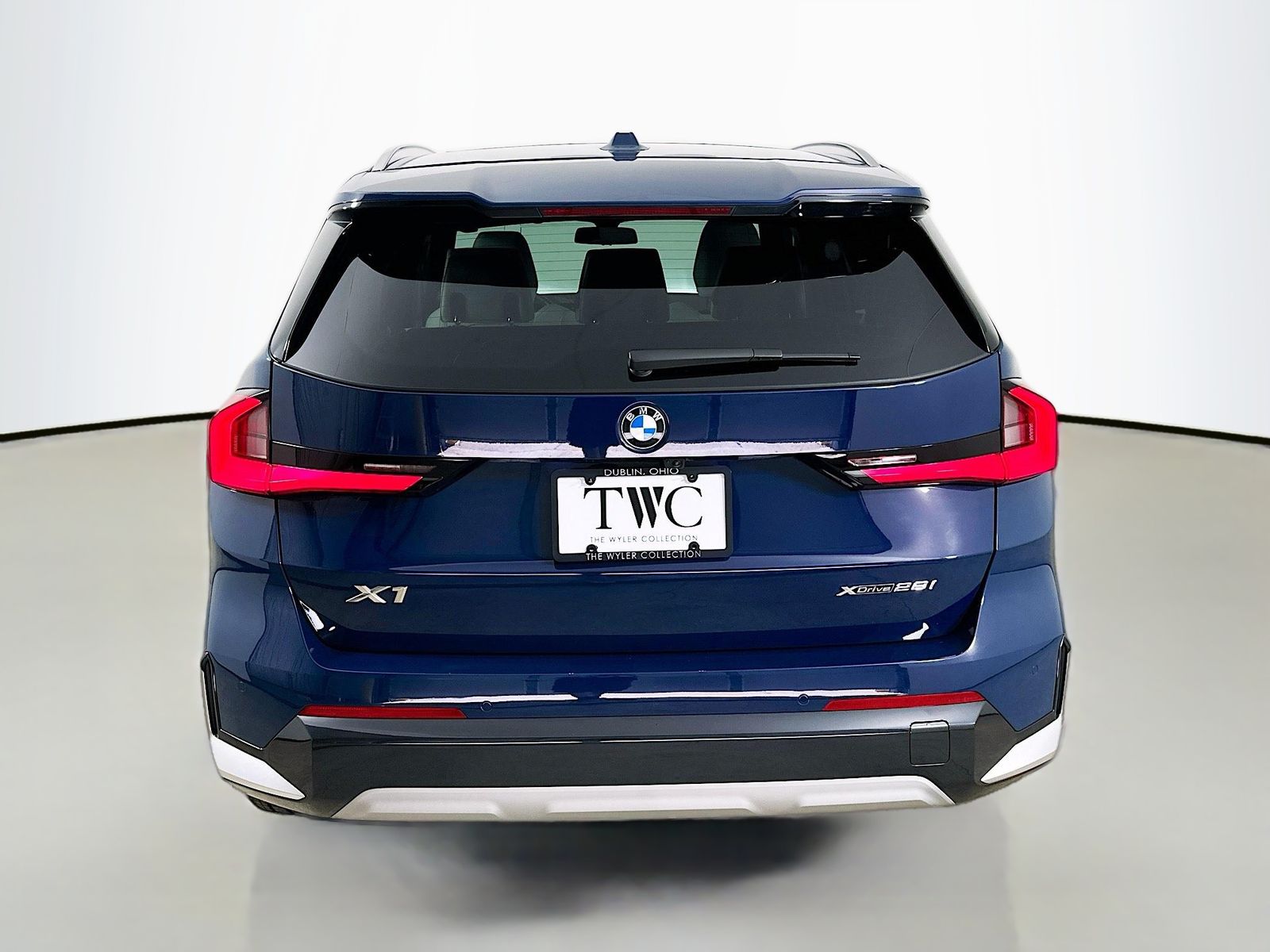 2026 BMW X1 28i - Photo 6
