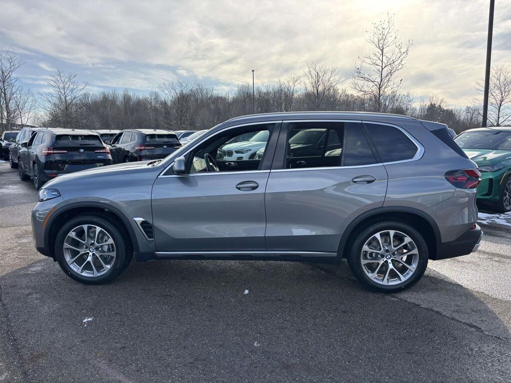 New 2026 BMW X5 xDrive40i SUV