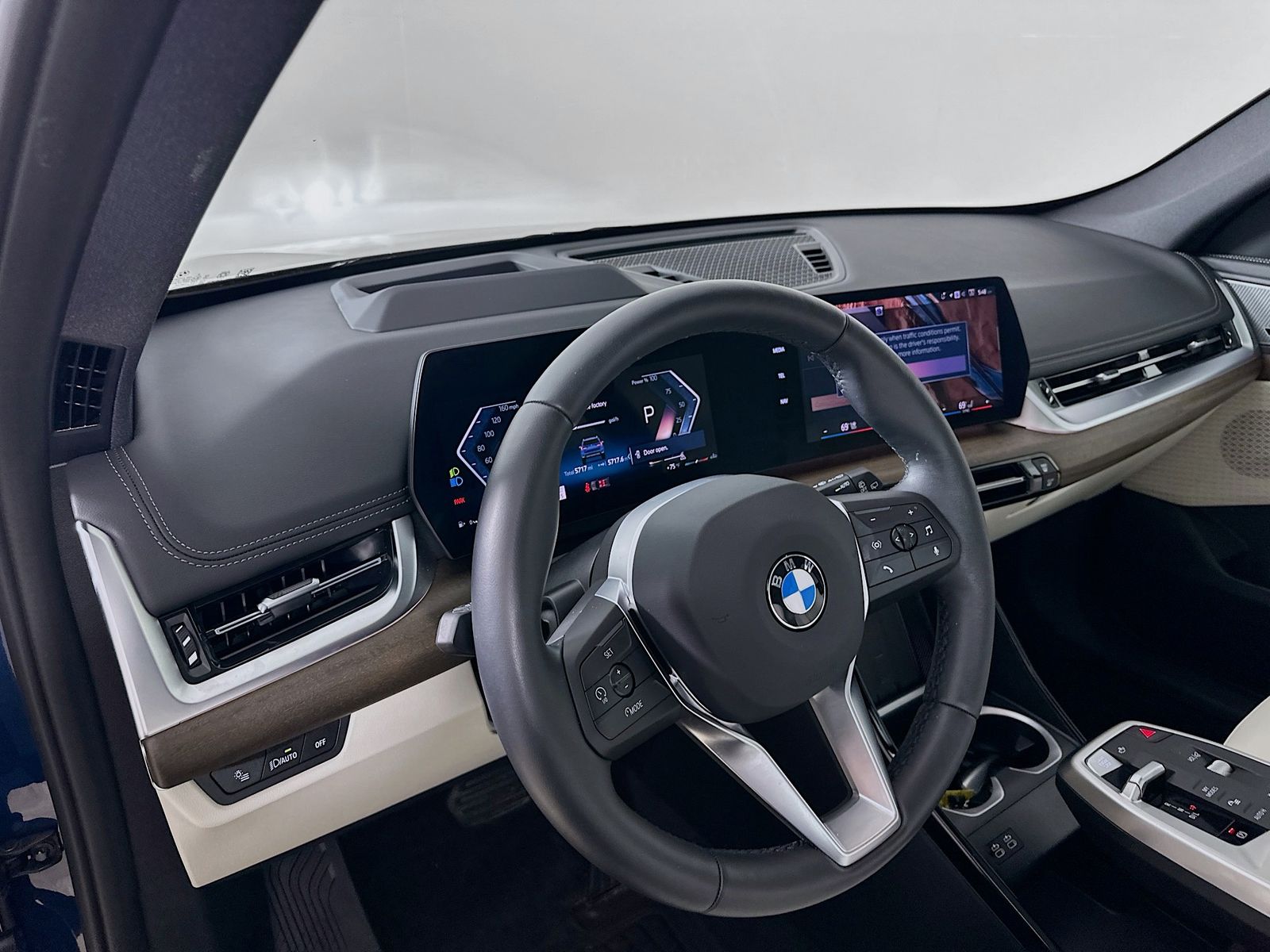 2026 BMW X1 28i - Photo 31