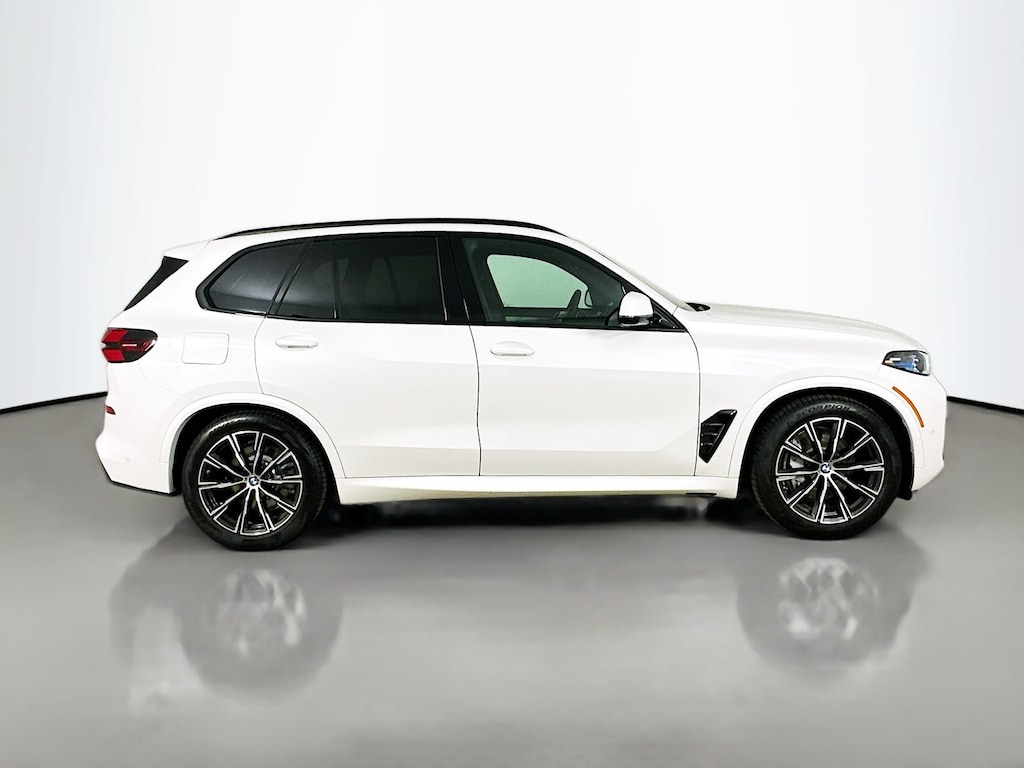 New 2026 BMW X5 xDrive50e SUV