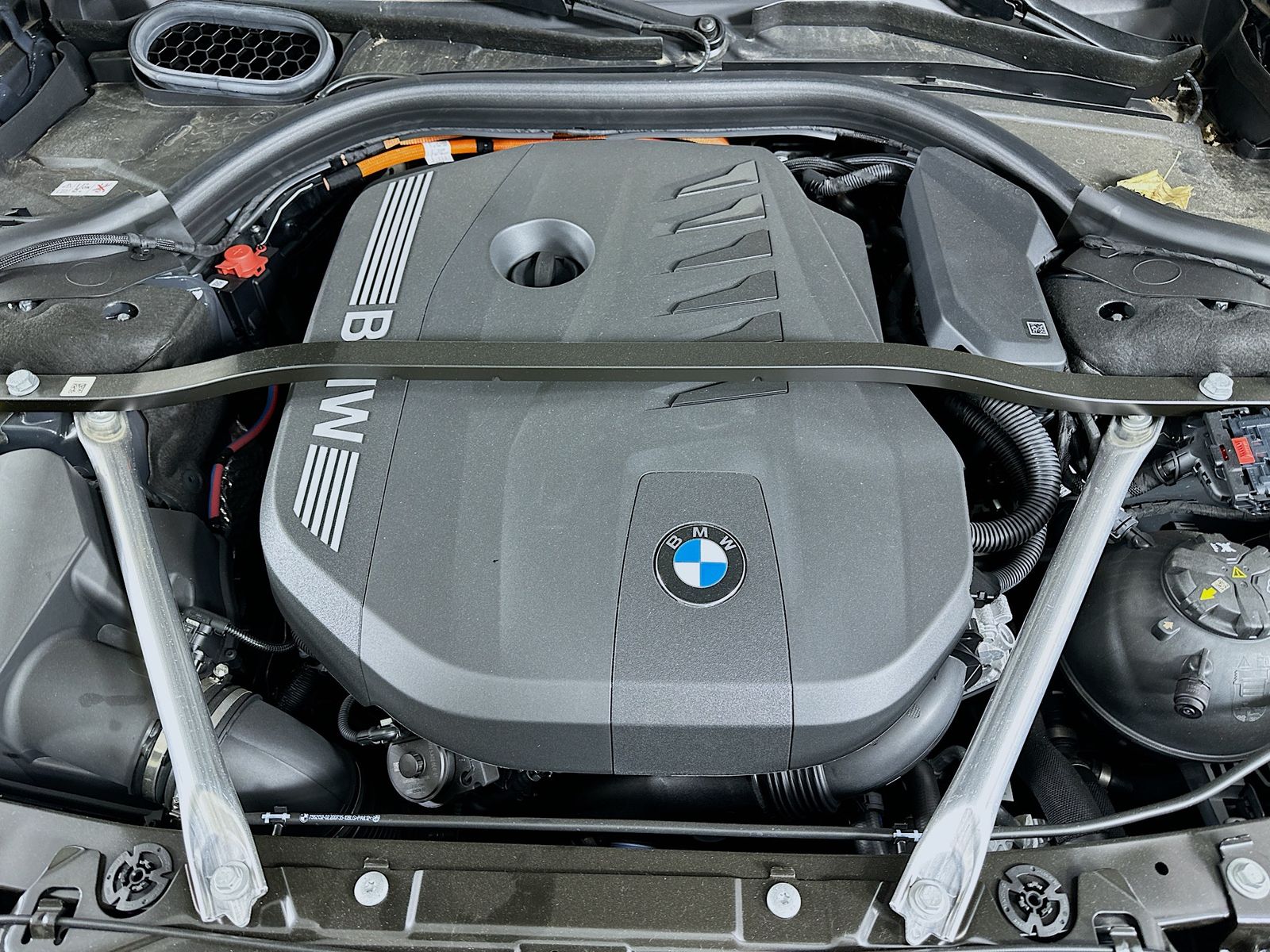2026 BMW 7 Series 750e - Photo 13