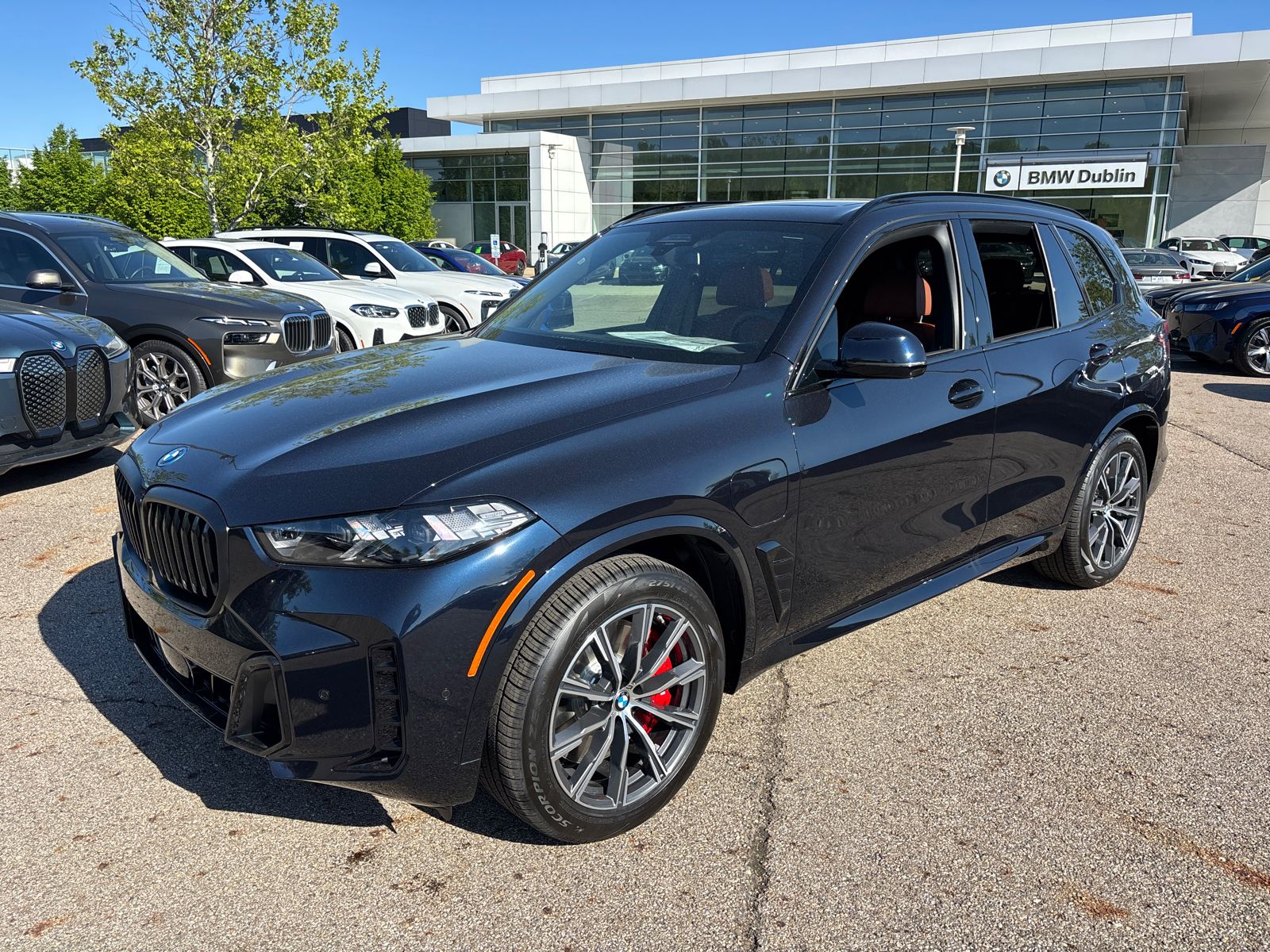 2026 BMW X5 xDrive50e's photo