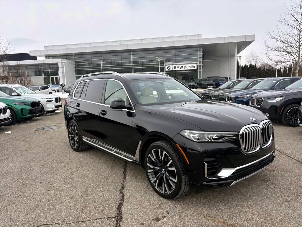 2020 BMW X7