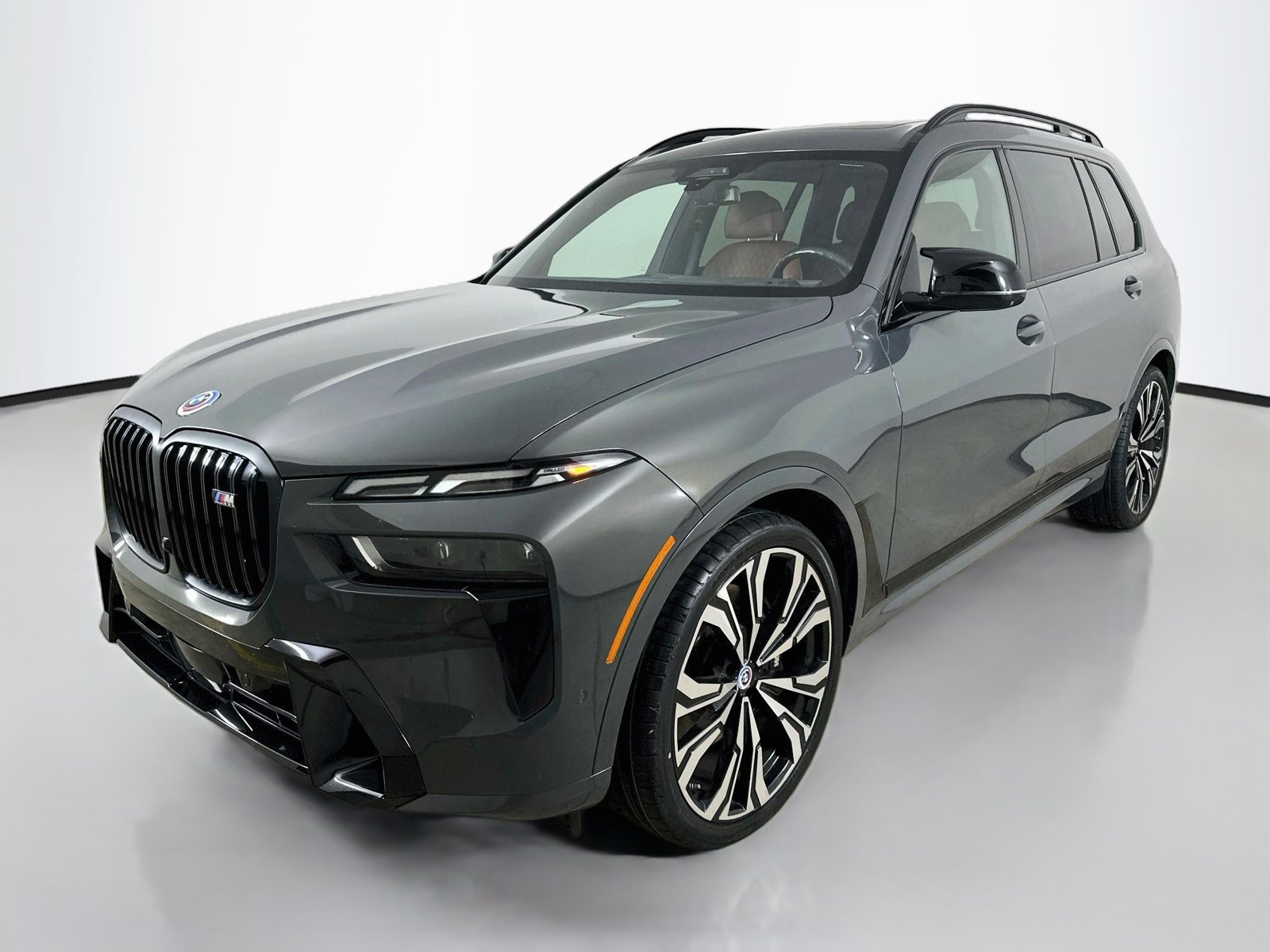 2023 BMW X7