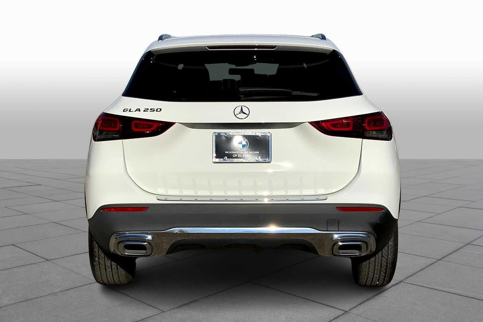2021 Mercedes Benz GLA 250 photo 3
