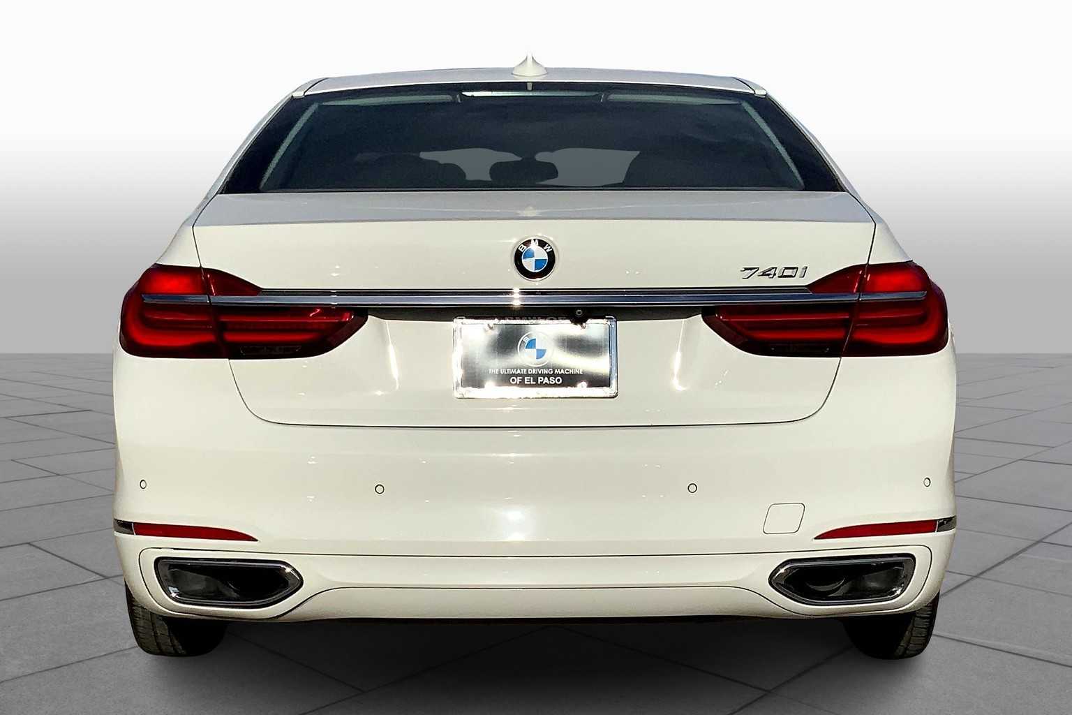 2017 Bmw 740i photo 3