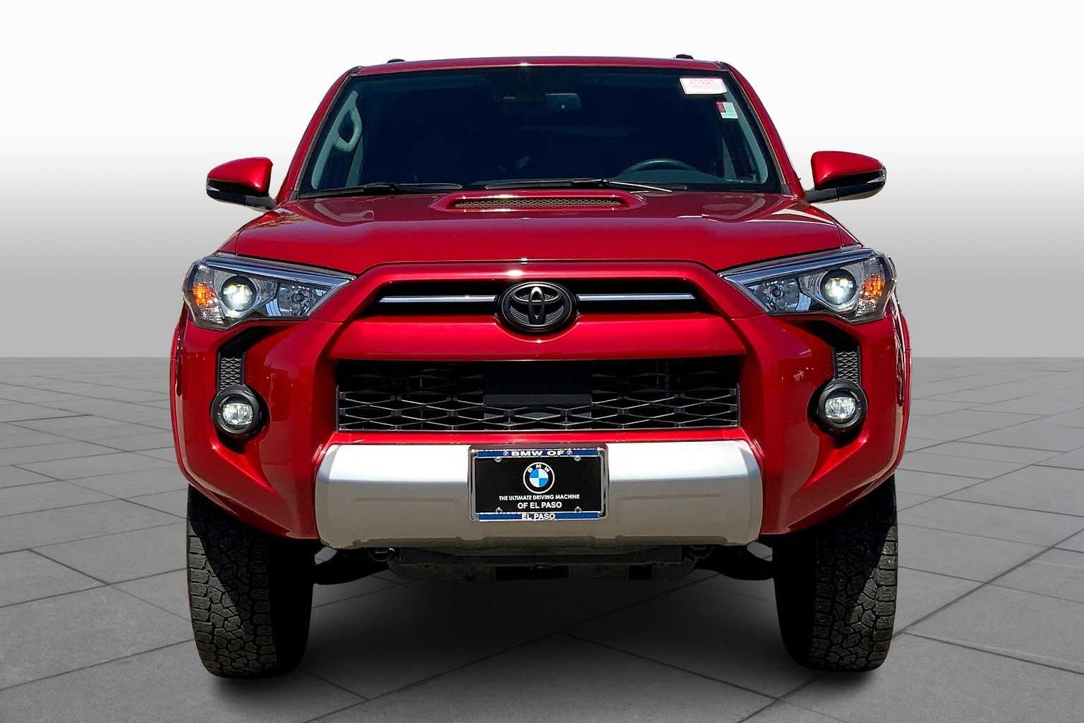 2023 Toyota 4Runner TRD Premium photo 2