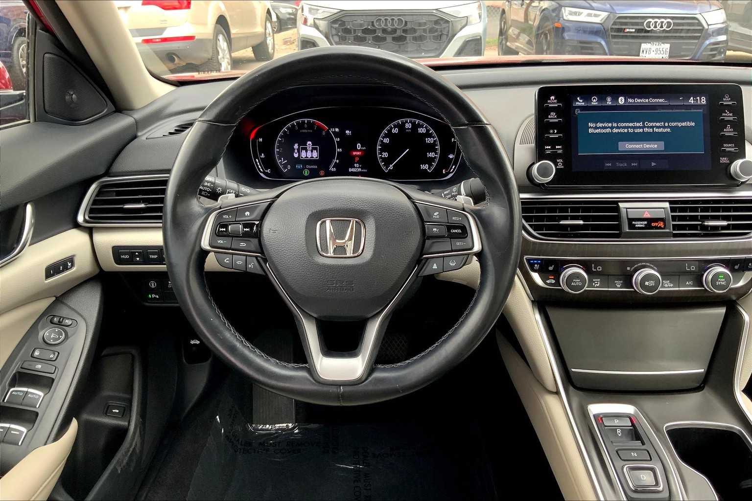 2022 Honda Accord Touring photo 4