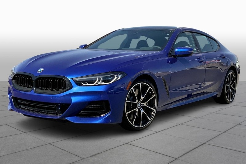 2024 BMW 8 Series 840i's photo