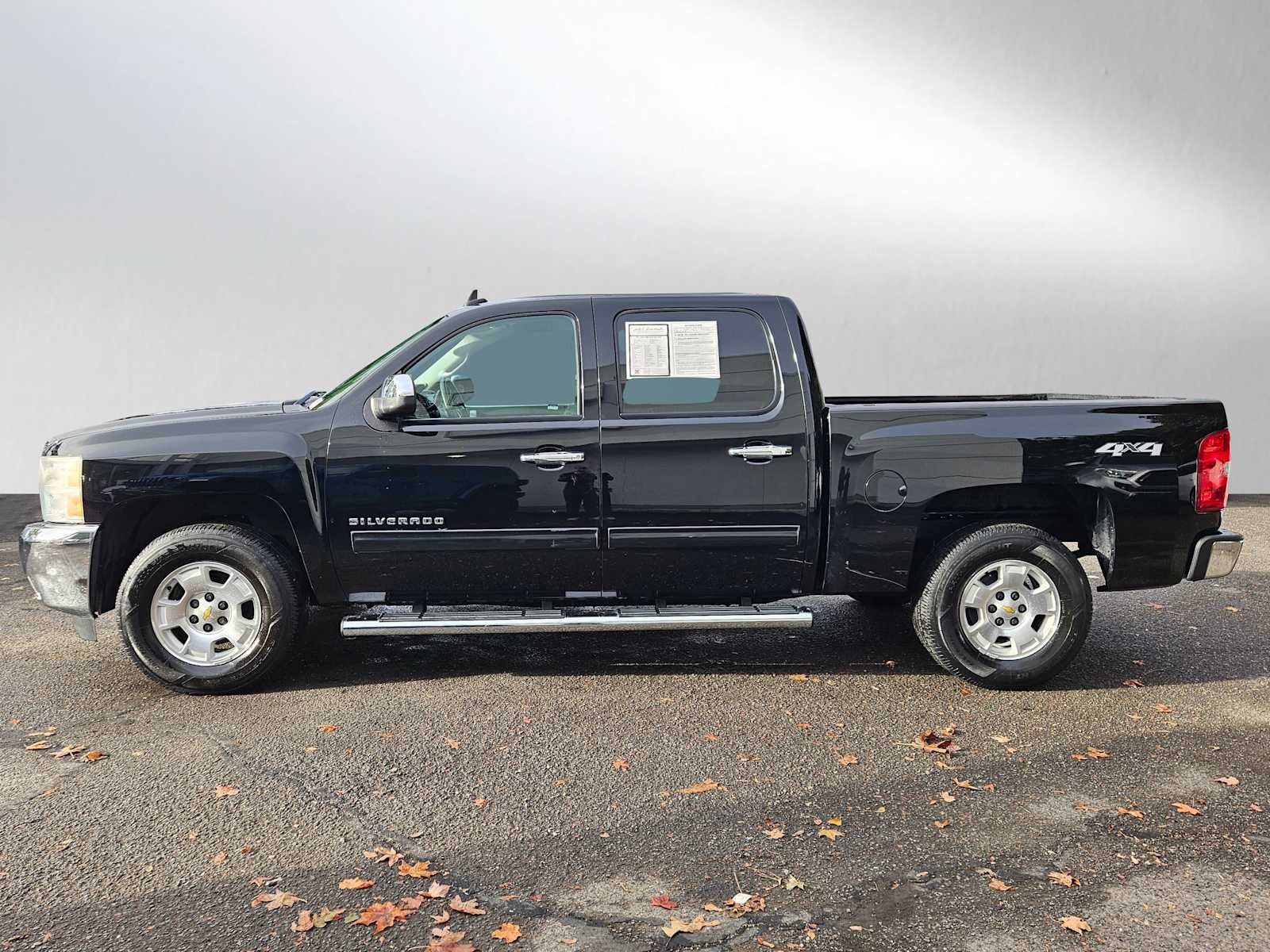 Used 2013 Chevrolet Silverado 1500 LT with VIN 3GCPKSE73DG366031 for sale in Eugene, OR