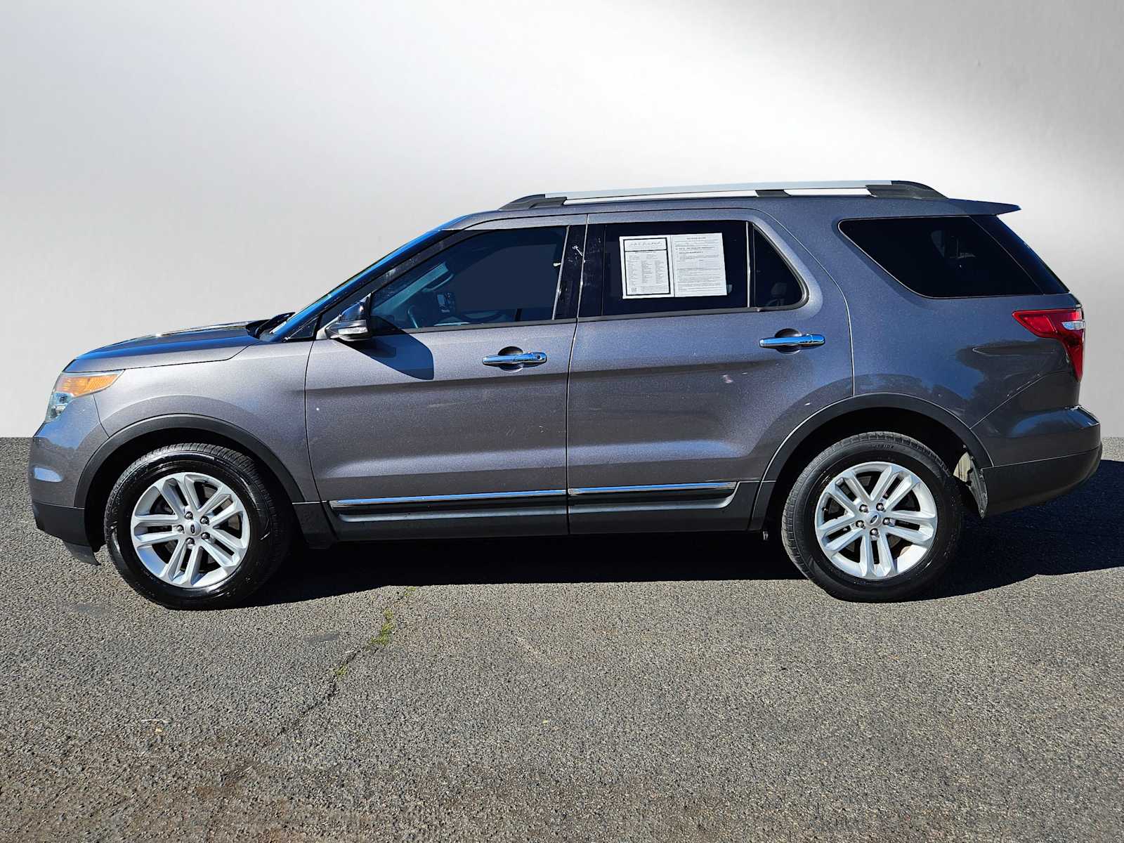 Used 2014 Ford Explorer XLT with VIN 1FM5K7D84EGA54839 for sale in Eugene, OR