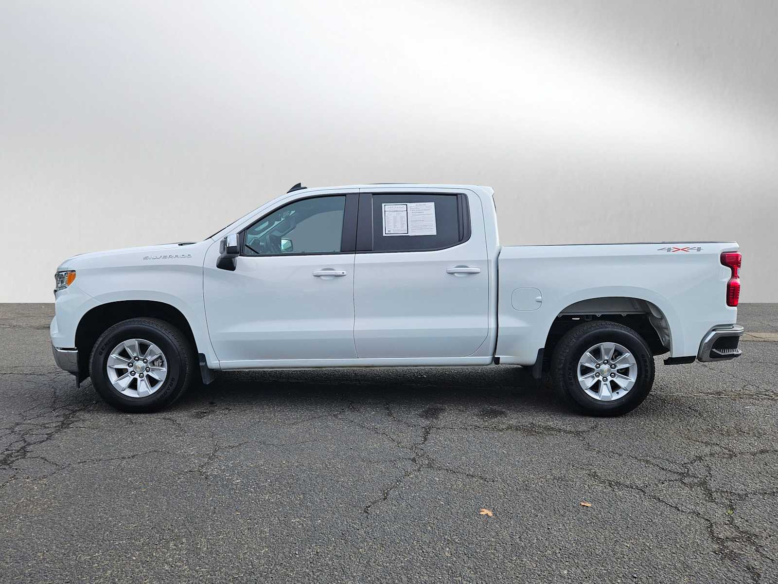 Used 2023 Chevrolet Silverado 1500 LT with VIN 1GCPDDEK3PZ191889 for sale in Eugene, OR