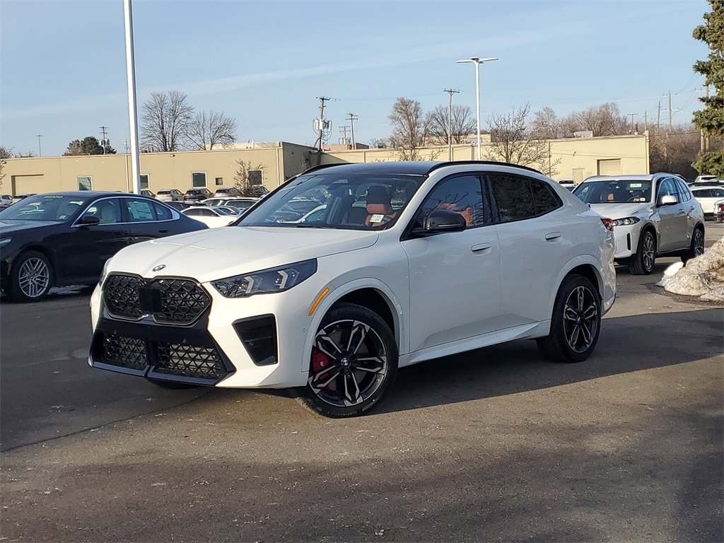 2026 BMW X2 28i's photo