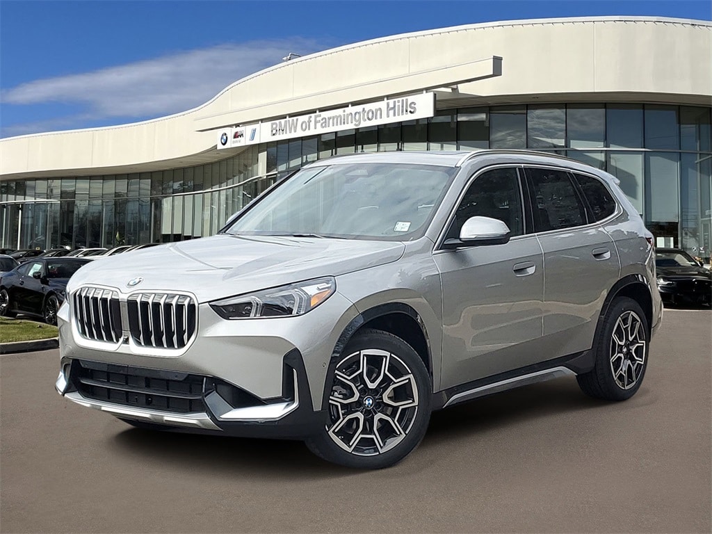 2026 BMW X1 28i's photo