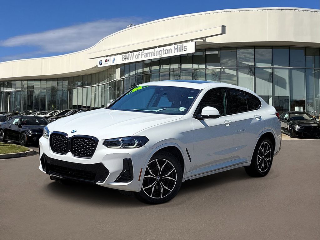 2024 BMW X4 xDrive30i's photo