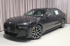 2025 BMW 740i xDrive Sedan