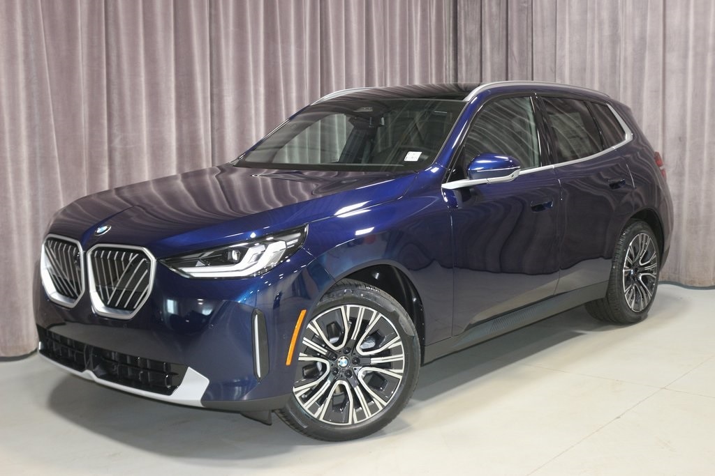 2025 BMW X3 30's photo