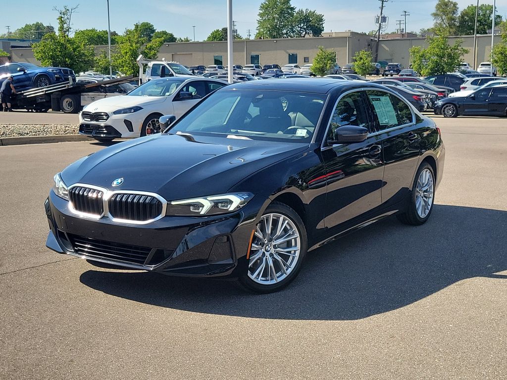 2024 BMW 3 Series 330i xDrive Sedan's photo
