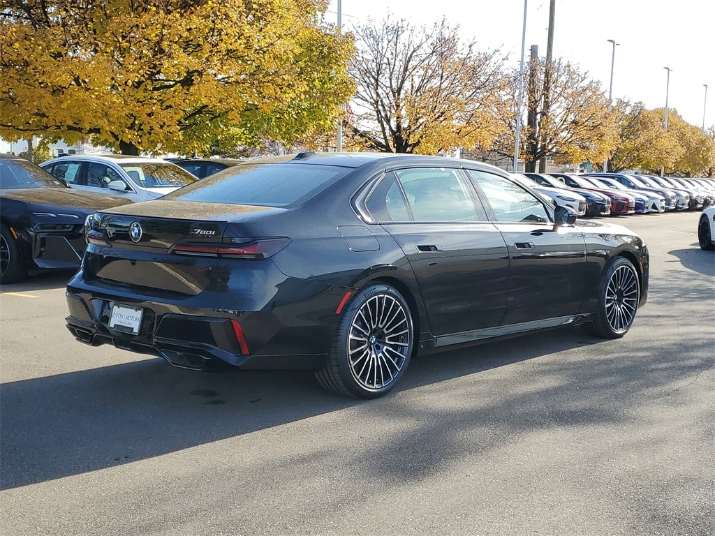 New 2026 BMW 760i xDrive Sedan