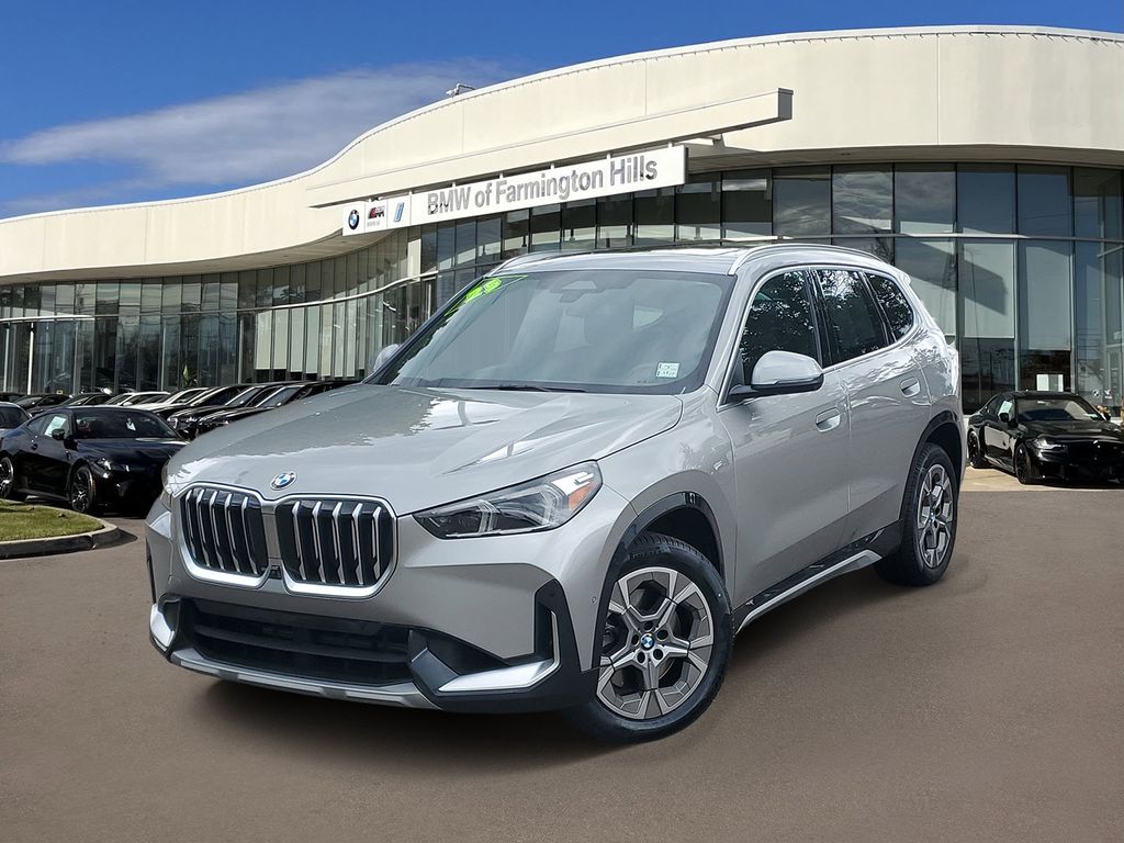 2025 BMW X1 xDrive28i's photo