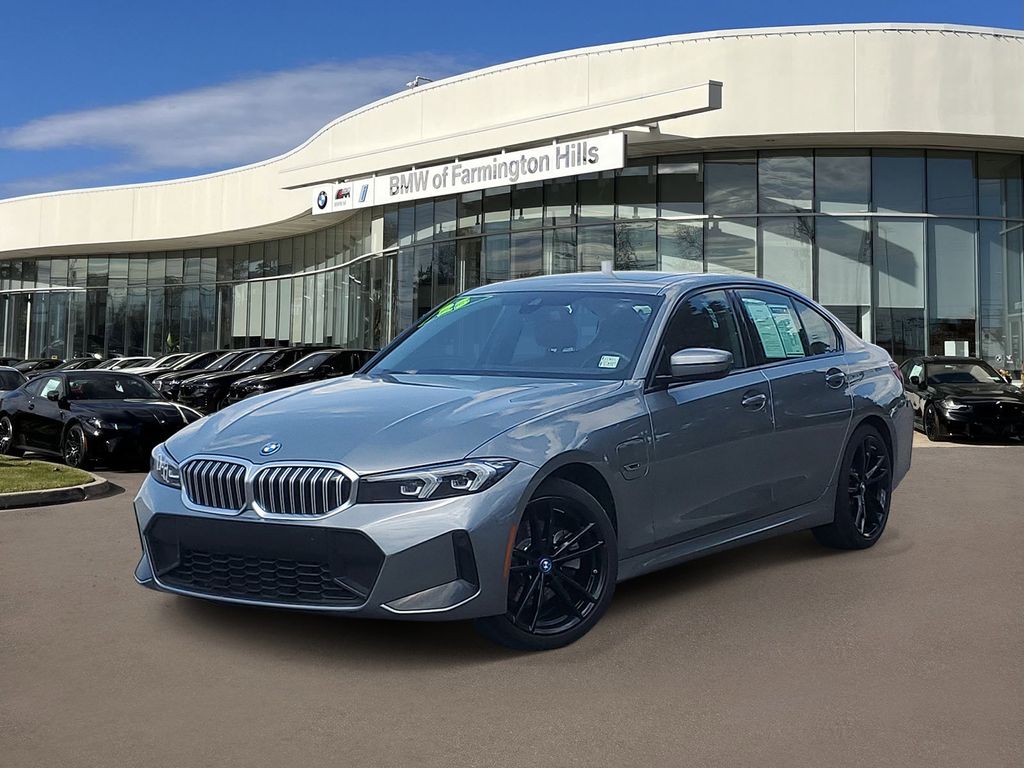 2023 BMW 3 Series 330e xDrive Sedan's photo