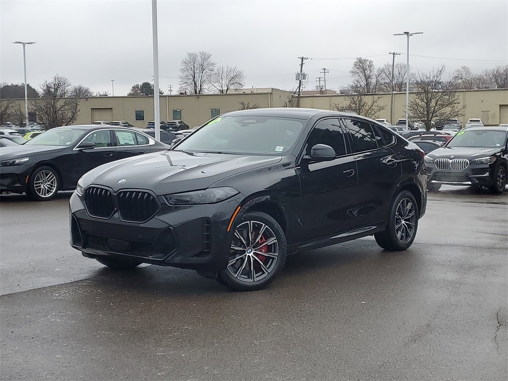 2024 BMW X6 40i's photo