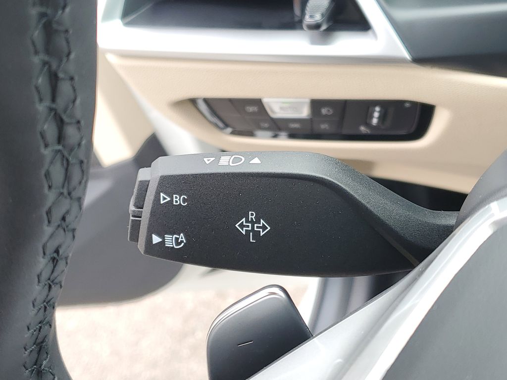 2026 BMW 3 Series 330i - Photo 13