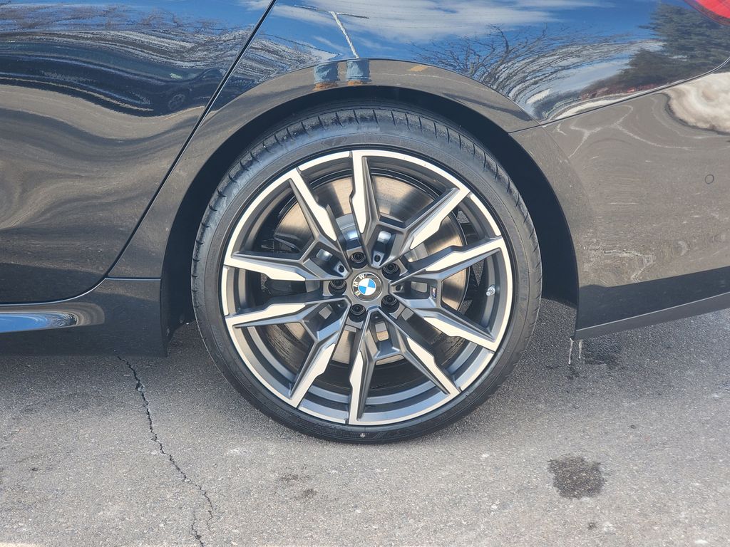 2026 BMW 8 Series M850i - Photo 29