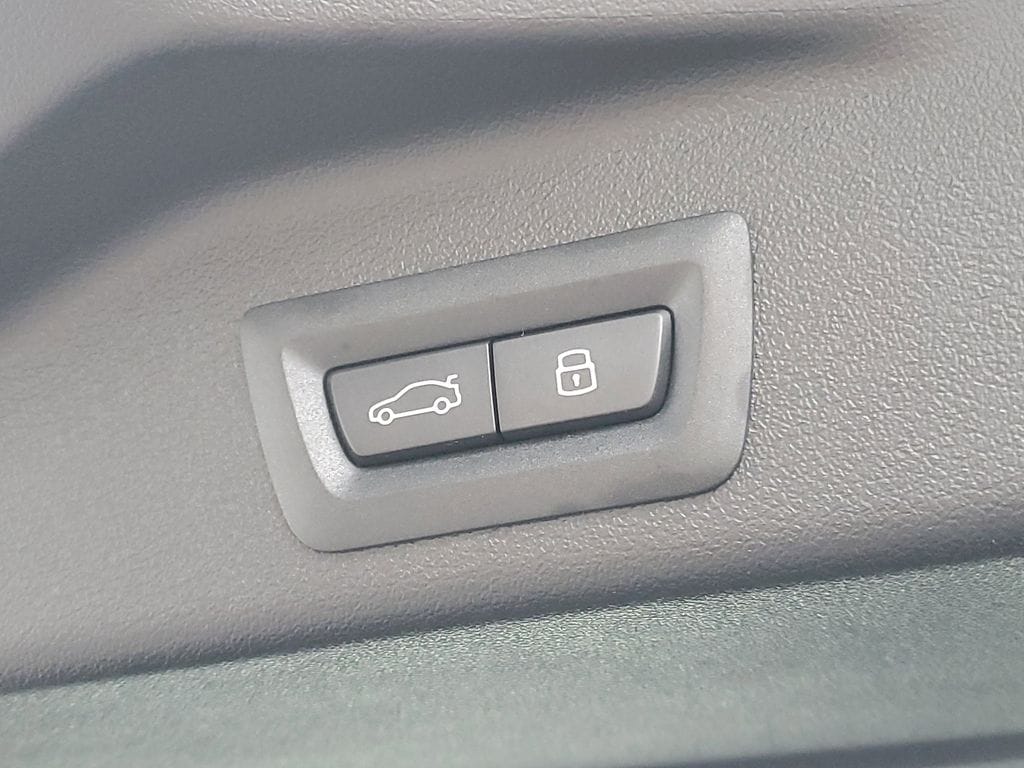 2026 BMW X5 50e - Photo 28