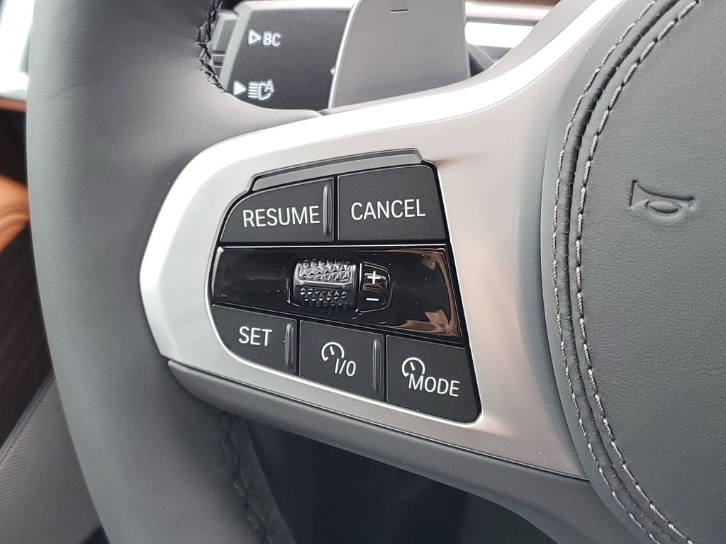 2026 BMW X5 50e - Photo 12