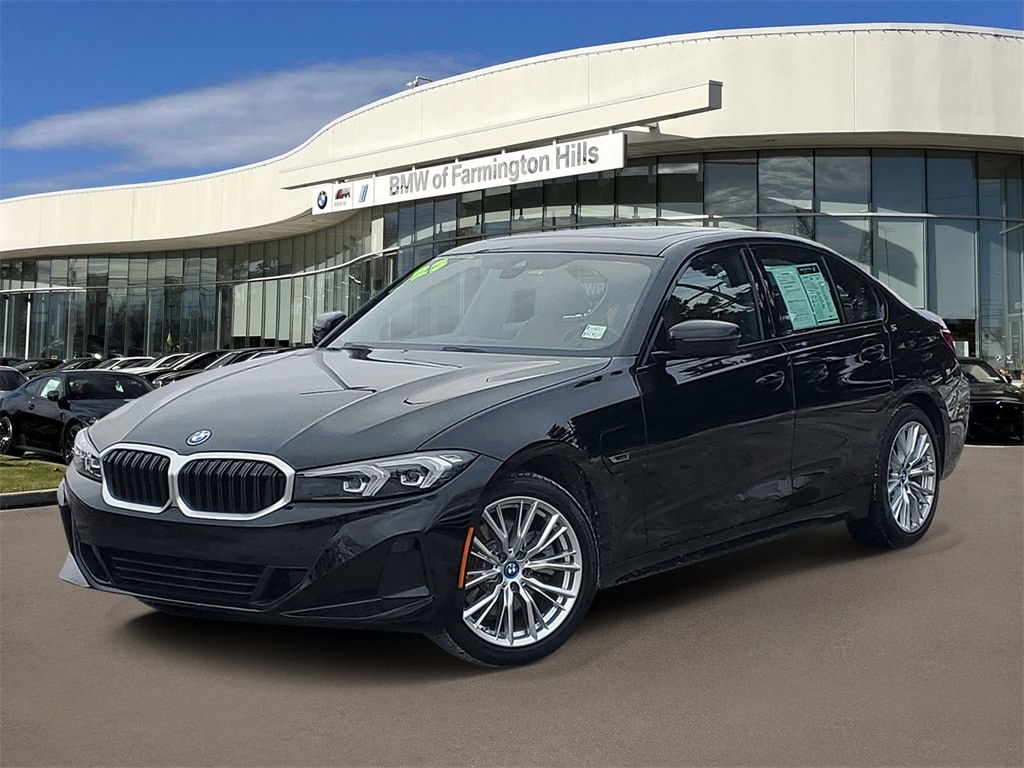2023 BMW 3 Series 330e