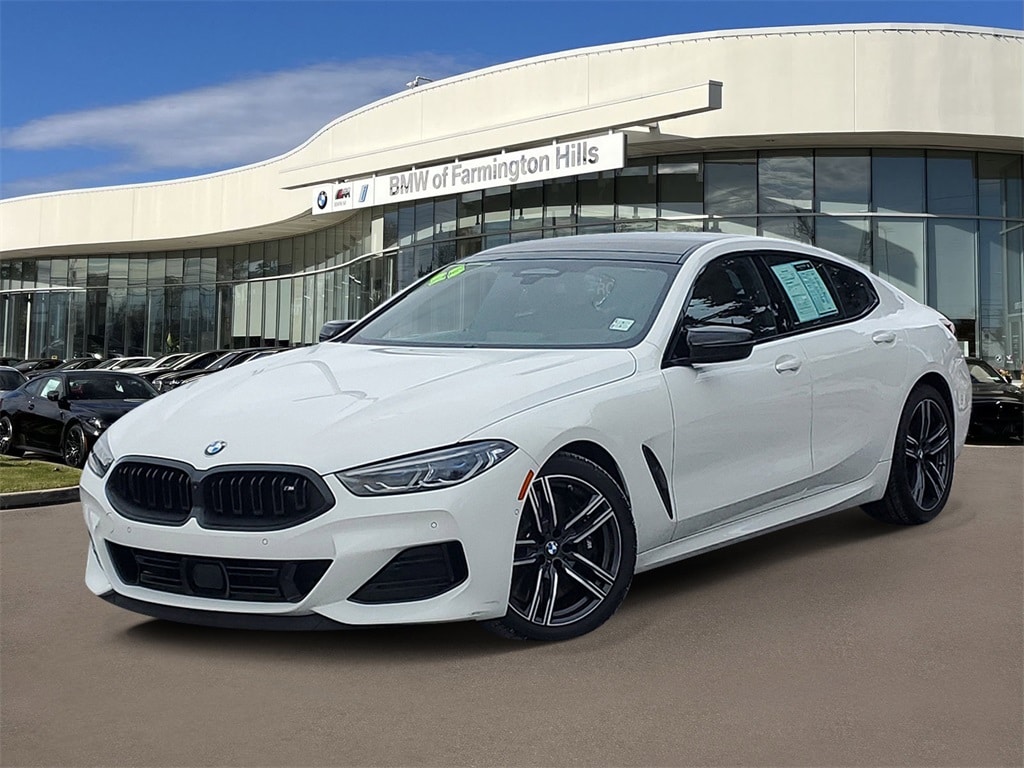 2023 BMW 8 Series M850i's photo