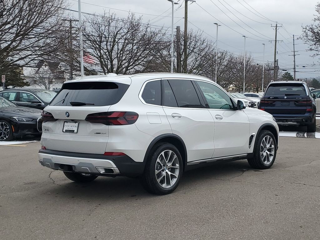 New 2026 BMW X5 xDrive40i SUV