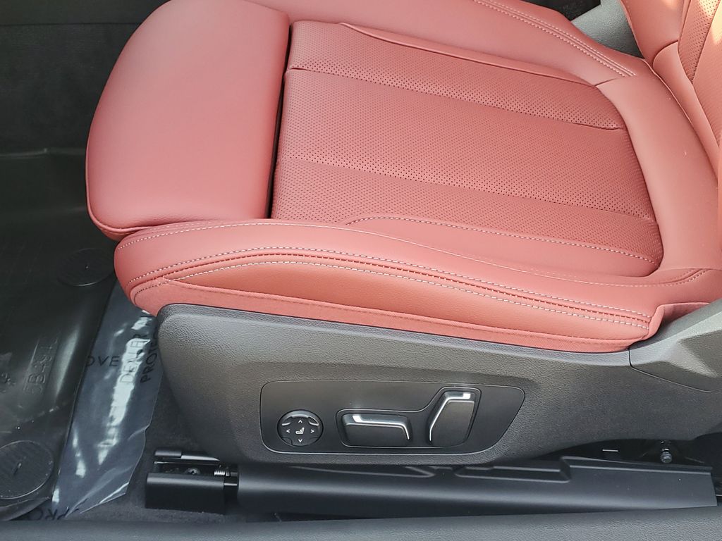 2026 BMW 4 Series 430i - Photo 9