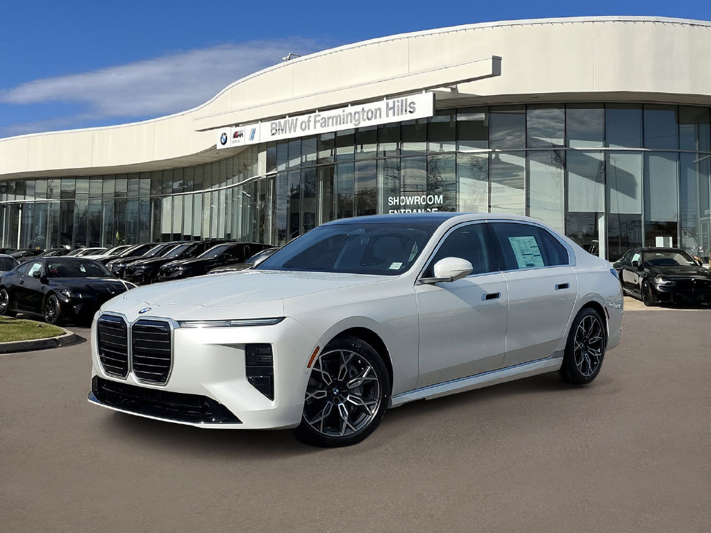 2027 BMW 7 Series 740i