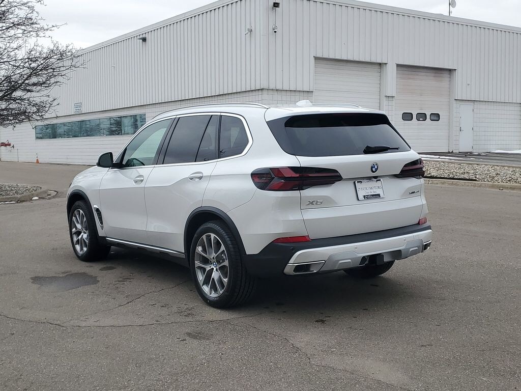 New 2026 BMW X5 xDrive40i SUV