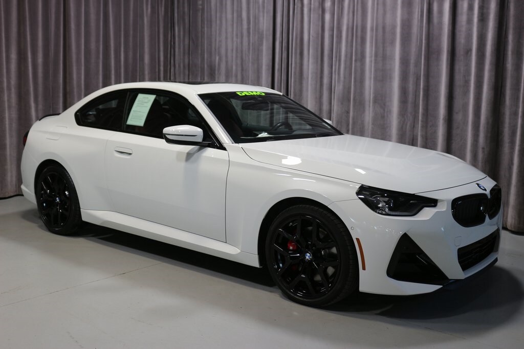 2025 Bmw 230i xDrive Coupe photo 4