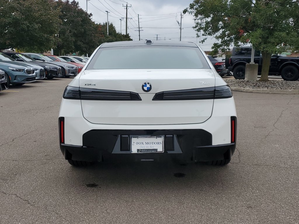 New 2027 BMW 740i xDrive Sedan